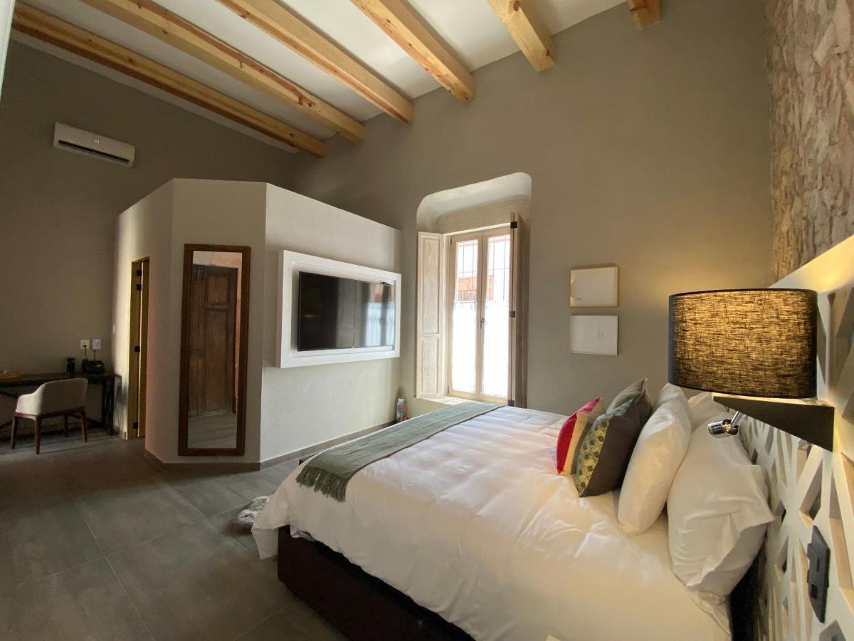 Casa Once Hotel